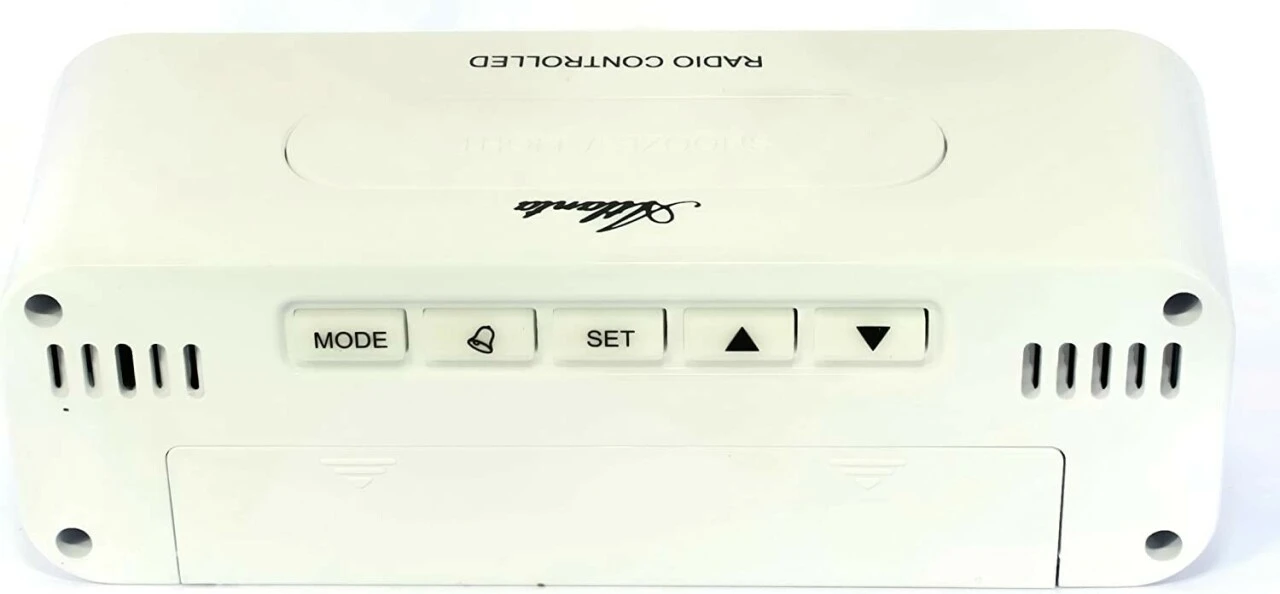 ATLANTA Réveil Digital Blanc Radio-piloté éclairage Bleu Avec Jour, Date Et Température – Image 4